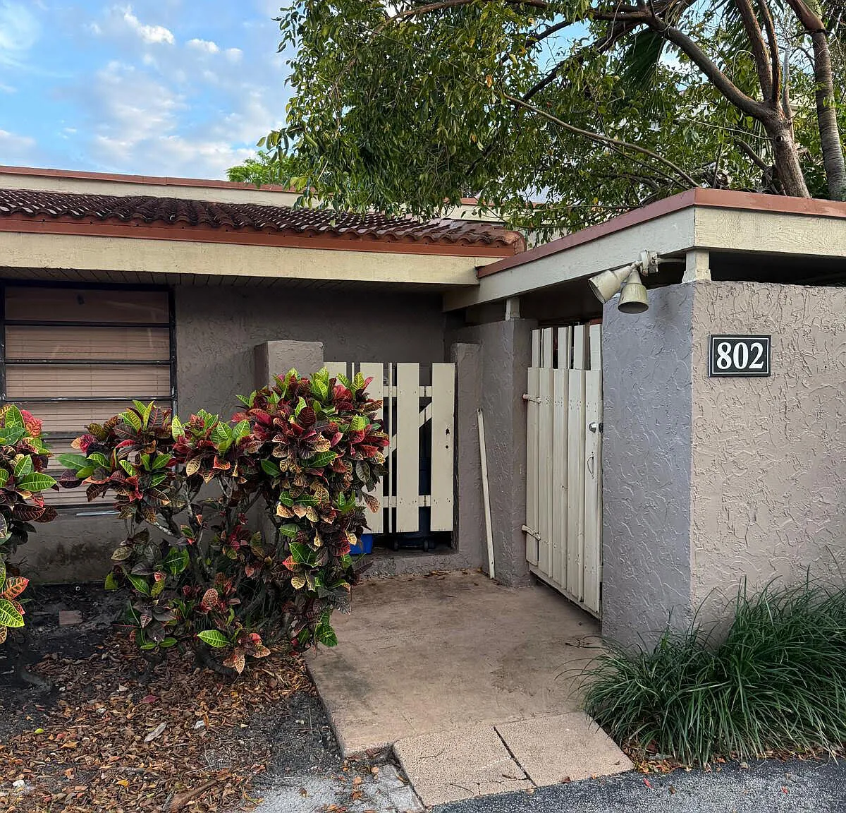 2 bed, 2.0 bath, 1615 sqft, $2,700 — Photo 3