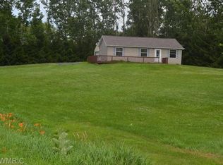 Cleveland Ave, Galien, MI 49113