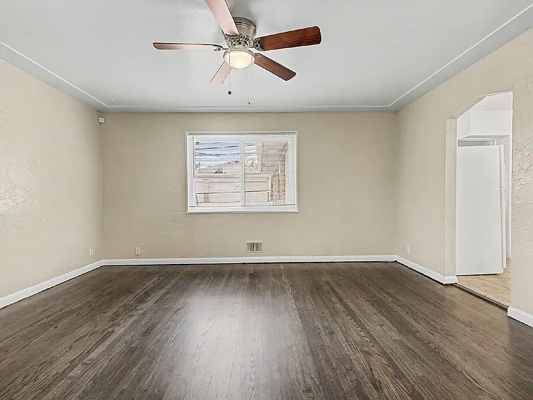 1762 Chester St — Photo 7