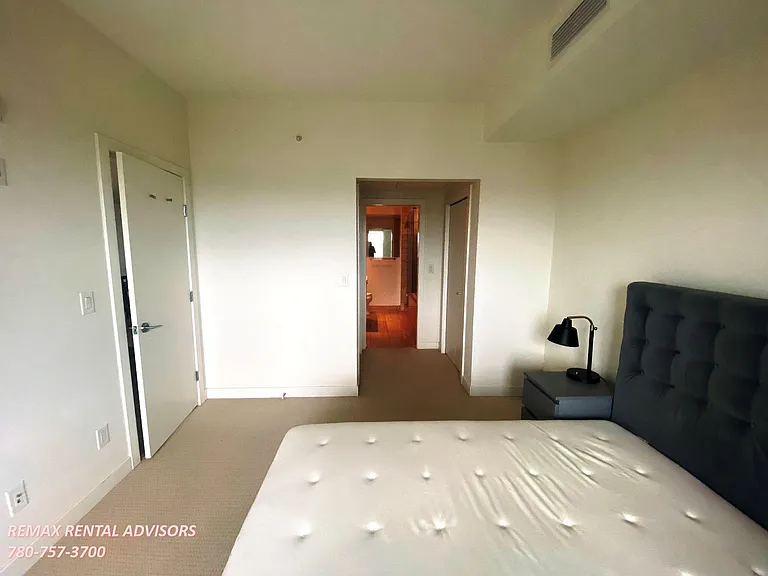 2504 109th St NW #304 — Photo 10
