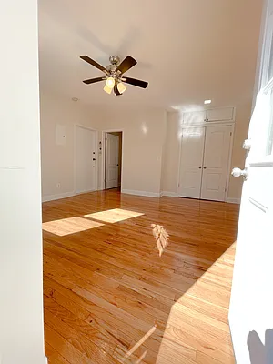 Rented by Select Real Estate | media 4