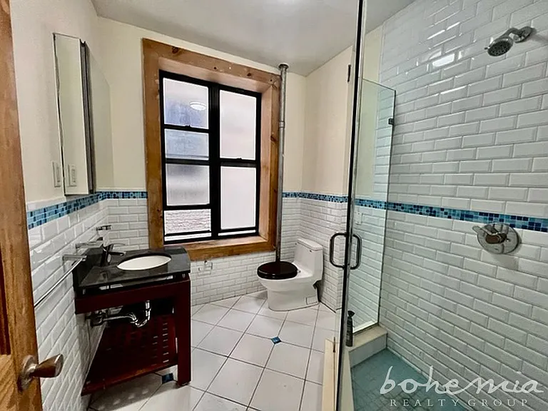 101 W 140th St #25 — Photo 8