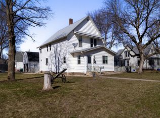 722 Sherman St, Jackson, MN 56143