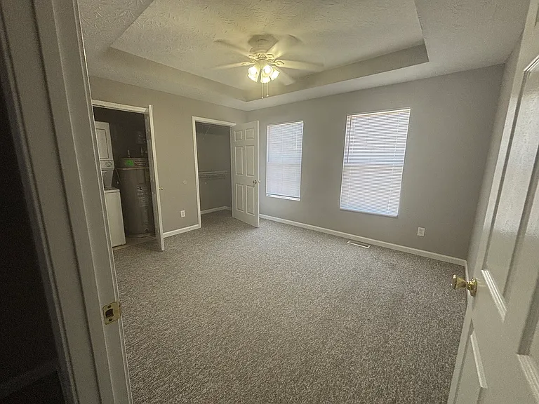 342 Kenlee Cir #1 — Photo 5