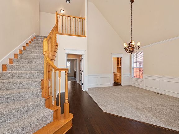 Entry and Formal Dining