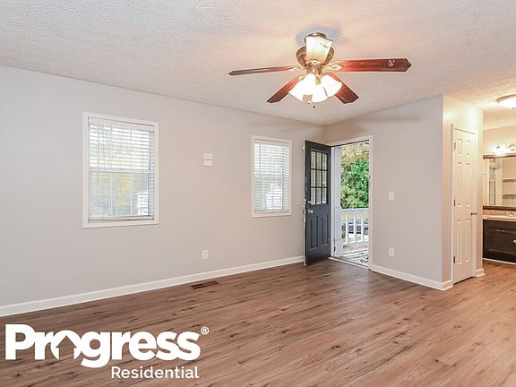4th image of 1610 Landing Ct