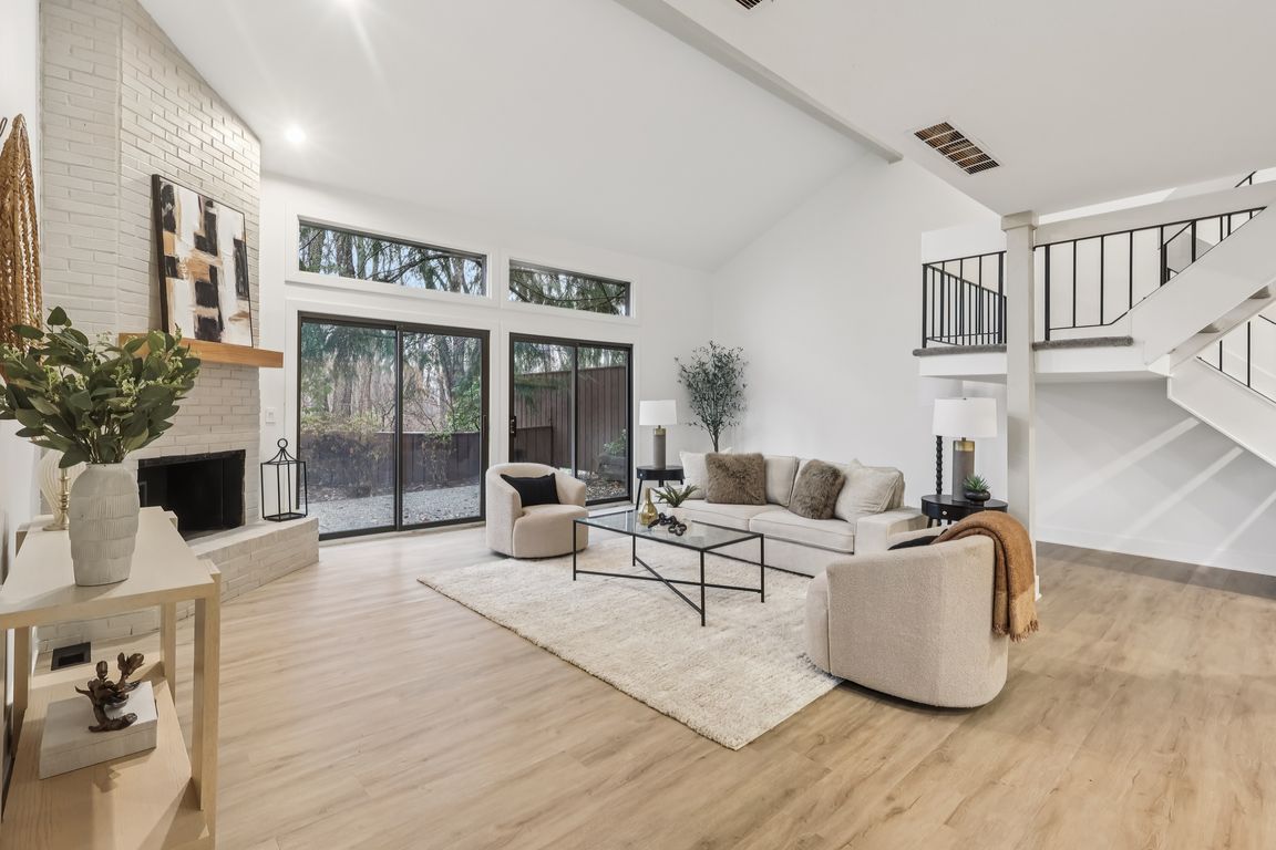 next background image