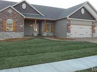 427 Sherwood Oaks Ct, Wentzville, MO 63385