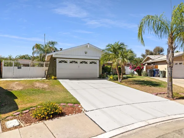 1012 Caroline Ct, Bakersfield, CA 93307