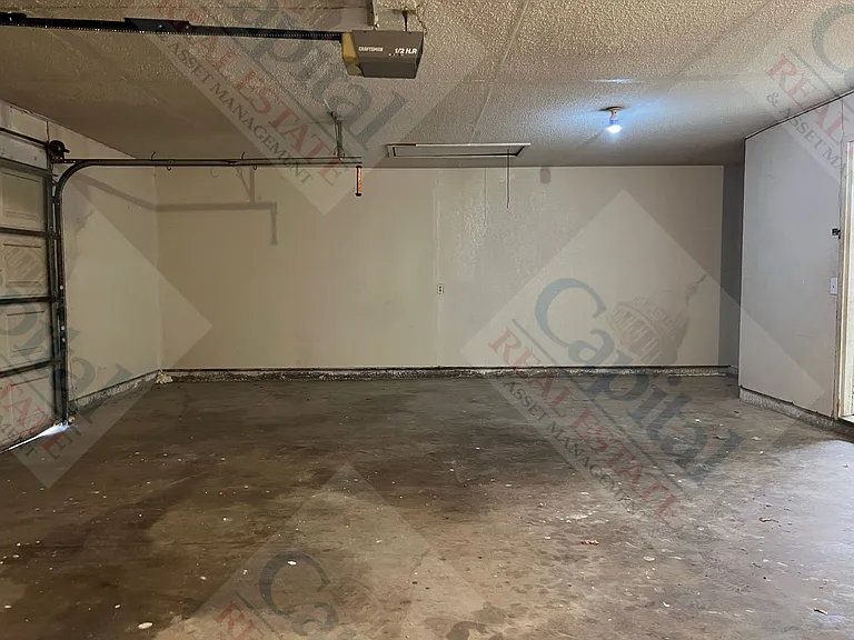 6717 W Britton Rd — Photo 38