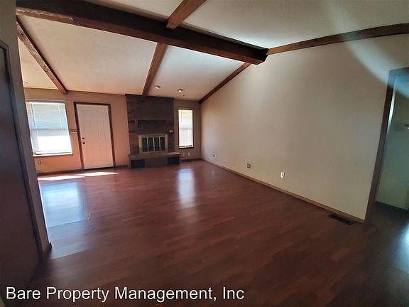 2nd image of 226 Cindy Ave