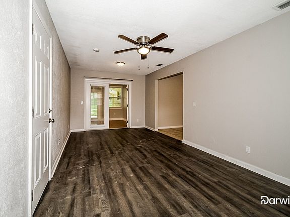 5th image of 2551 Eastbrook Blvd