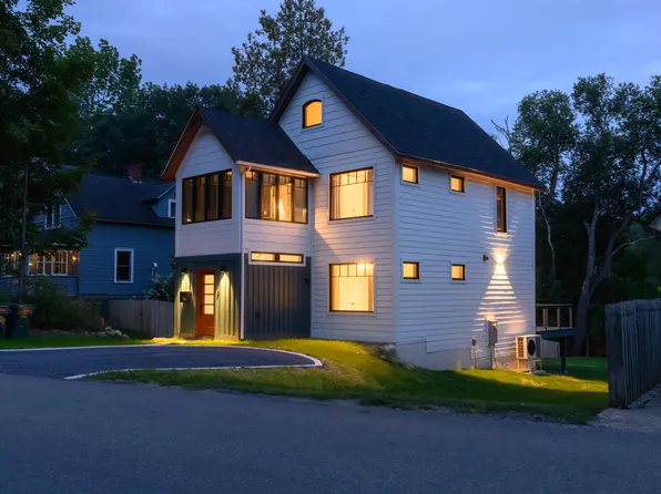 64 Margaret St, Saranac Lake, NY 12983