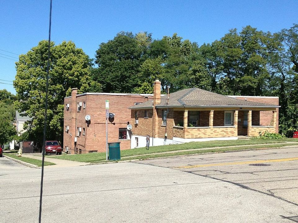 1st image of 902 Mount Hope Ave APT 1