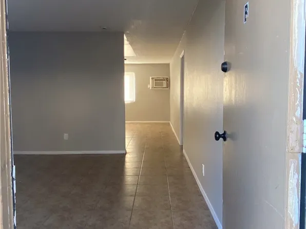 1023 W 8th St, Pomona, CA