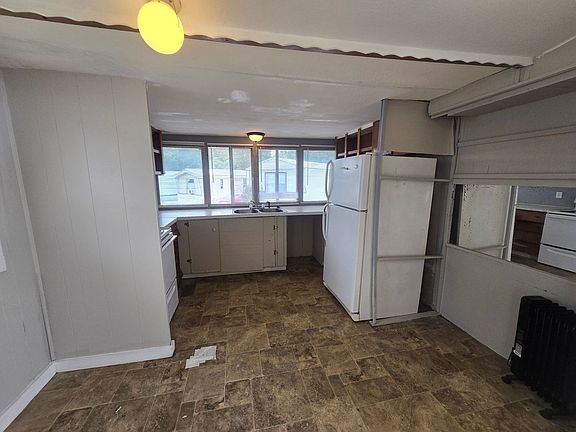 4th image of 1006 Windham St NE #Ws-10