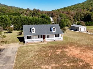 109 Ivey Hayes Rd, Pickens, SC 29671