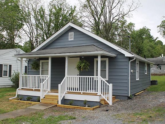 2nd image of 2317 Randolph St