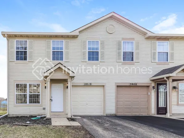 2810 Sun Valley Dr, Plainfield, IL 60586