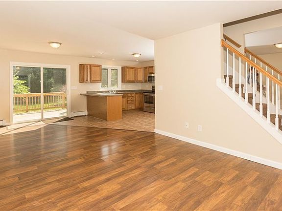 3rd image of 45 New York Ave