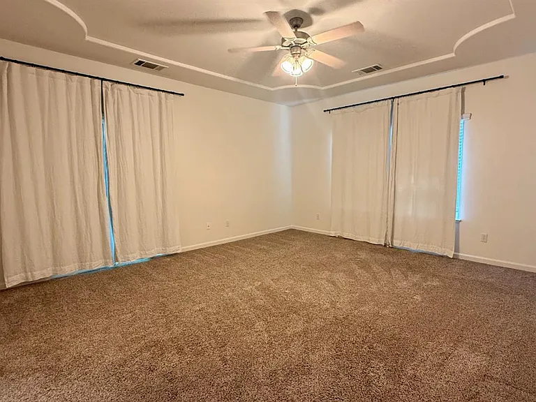 1548 W Hampton Cir — Photo 11