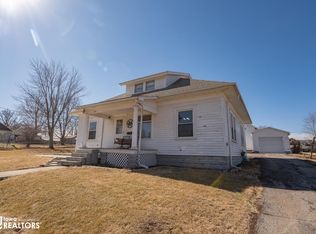1306 3rd St, Batavia, IA 52533