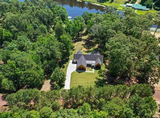 800 John Dean Rd, Gilmer, TX 75644