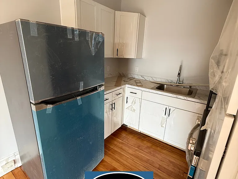 595 Chestnut St #2F — Photo 3