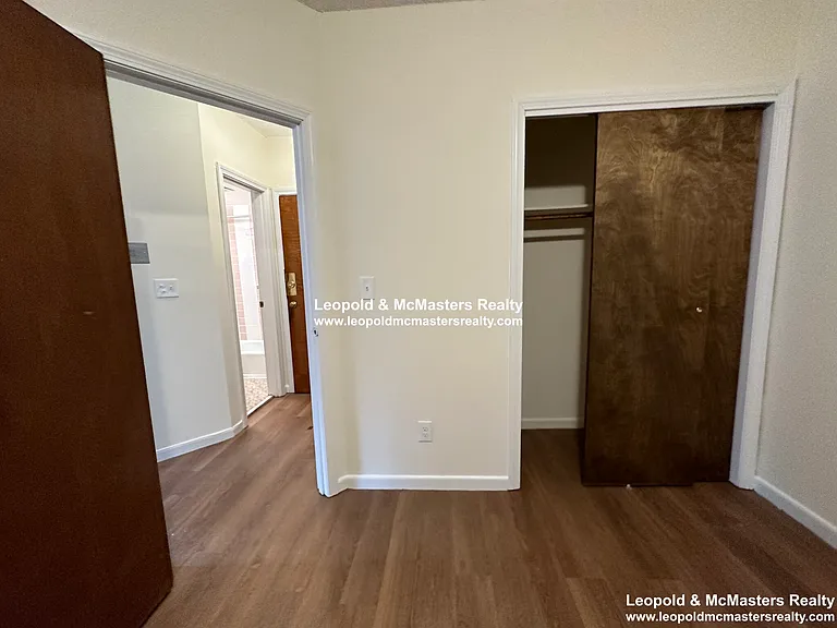 South Huntington Apartments — Photo 15