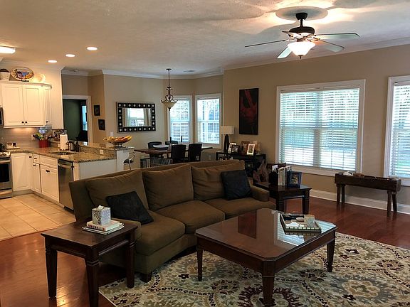 5th image of 3431 Kings Sport Way NW