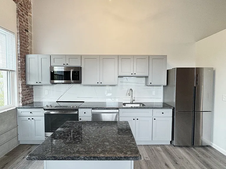 810 Monocacy St #403 — Photo 16