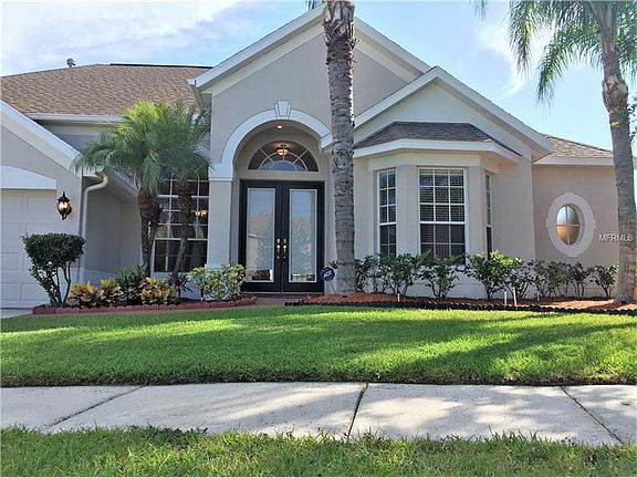 2nd image of 10307 Meadow Crossing Dr