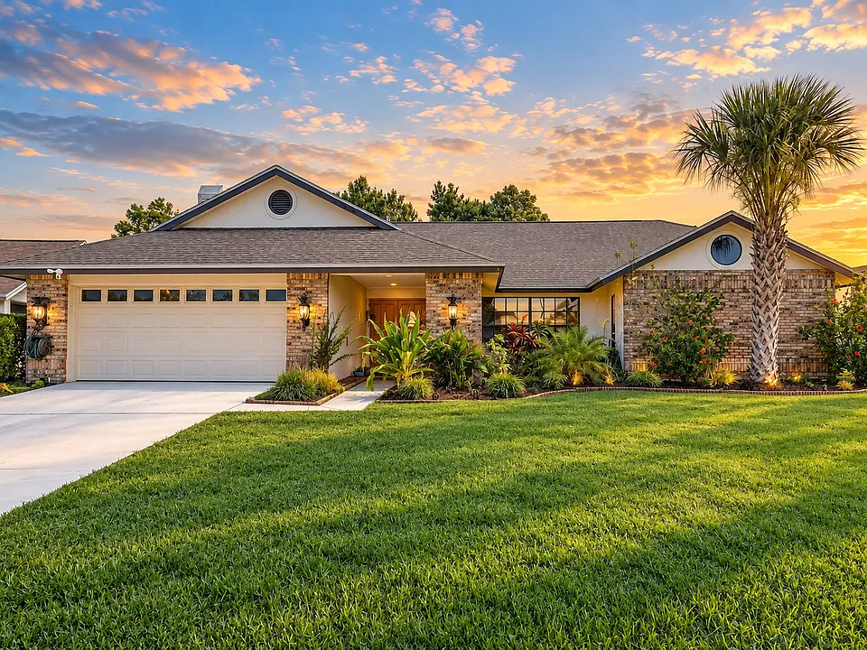 8521 Caitlin Ct