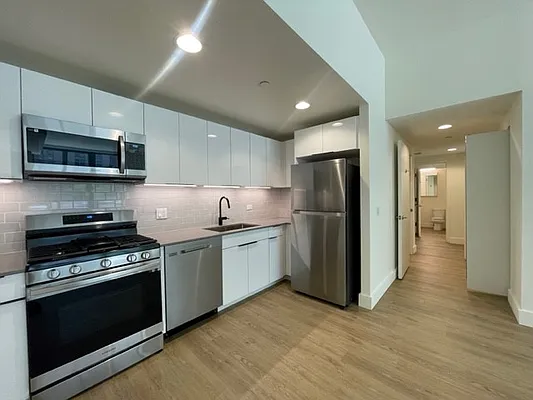 1 Morningside Drive #307