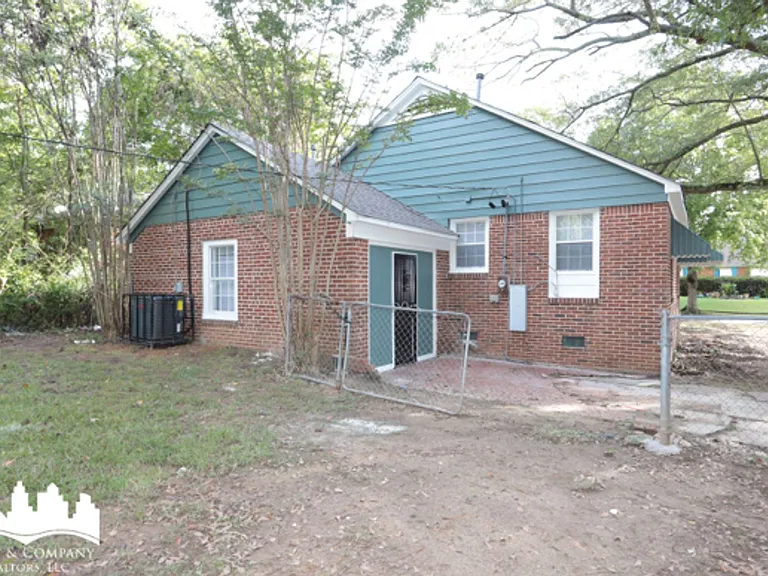 905 Parkhaven Ln — Photo 7