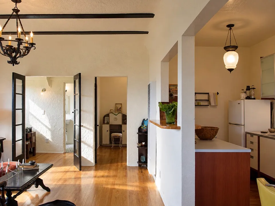 3425 Bellevue Ave #5
