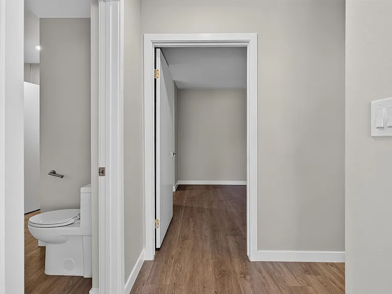 425 Coronado Ave — Photo 28