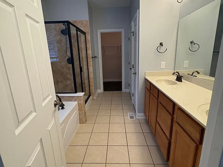 1664 N Wood Creek Dr — Photo 15