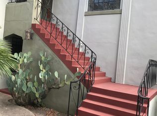 203 E Agarita Ave APT 2, San Antonio, TX 78212