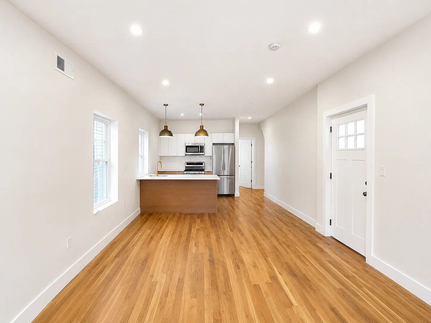3 bed, 100 sqft, $2,750 — Photo 4