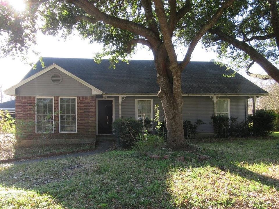 1st image of 3613 D H Watkins Dr