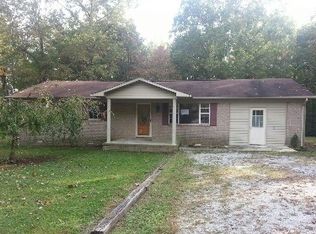 25 Oak Dr, Tracy City, TN 37387