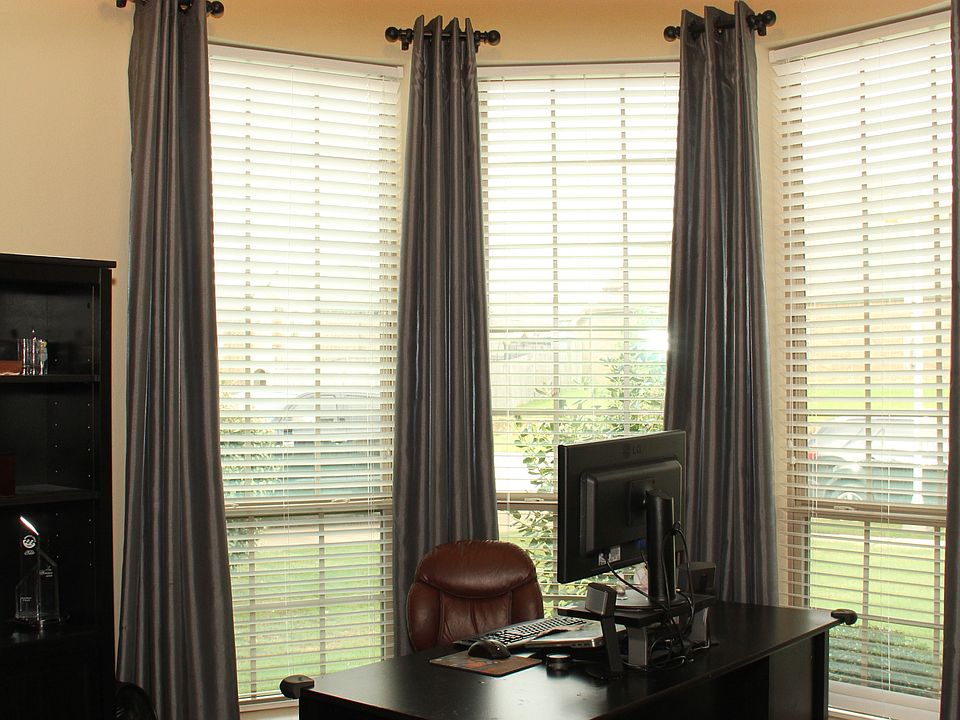 Elegant office