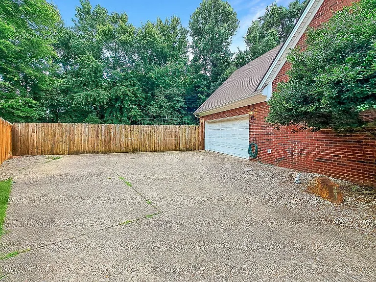 6202 Aroxie Ct — Photo 16