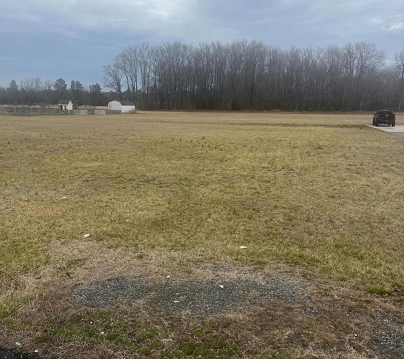 1st image of 20229 W Piney Grove Rd