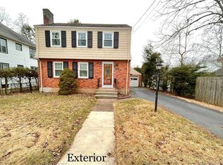 88 Bridge St, Manchester, CT 06040