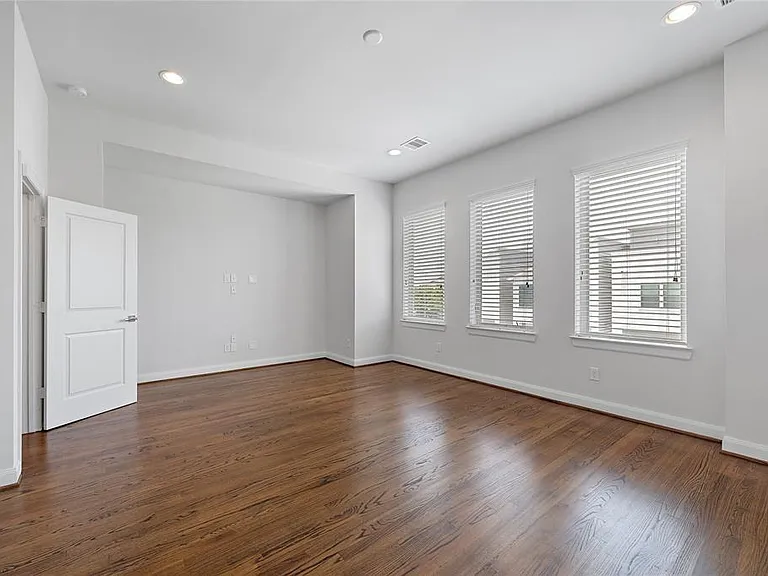 4213 Schuler St — Photo 12
