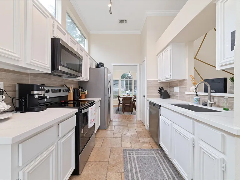 36 N Rain Forest Ct — Photo 9