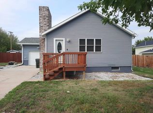 214 W Benton St, Oneill, NE 68763