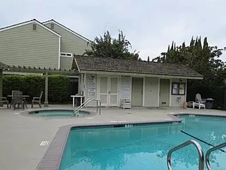 41 Jacklin Cir — Photo 67